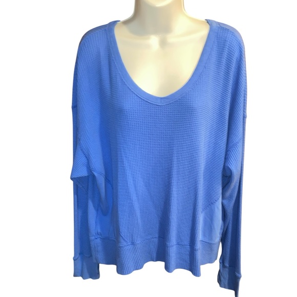 Offline By Aerie Blue Waffle Oversized Shirt Size Small thumbholes - Picture 1 of 5